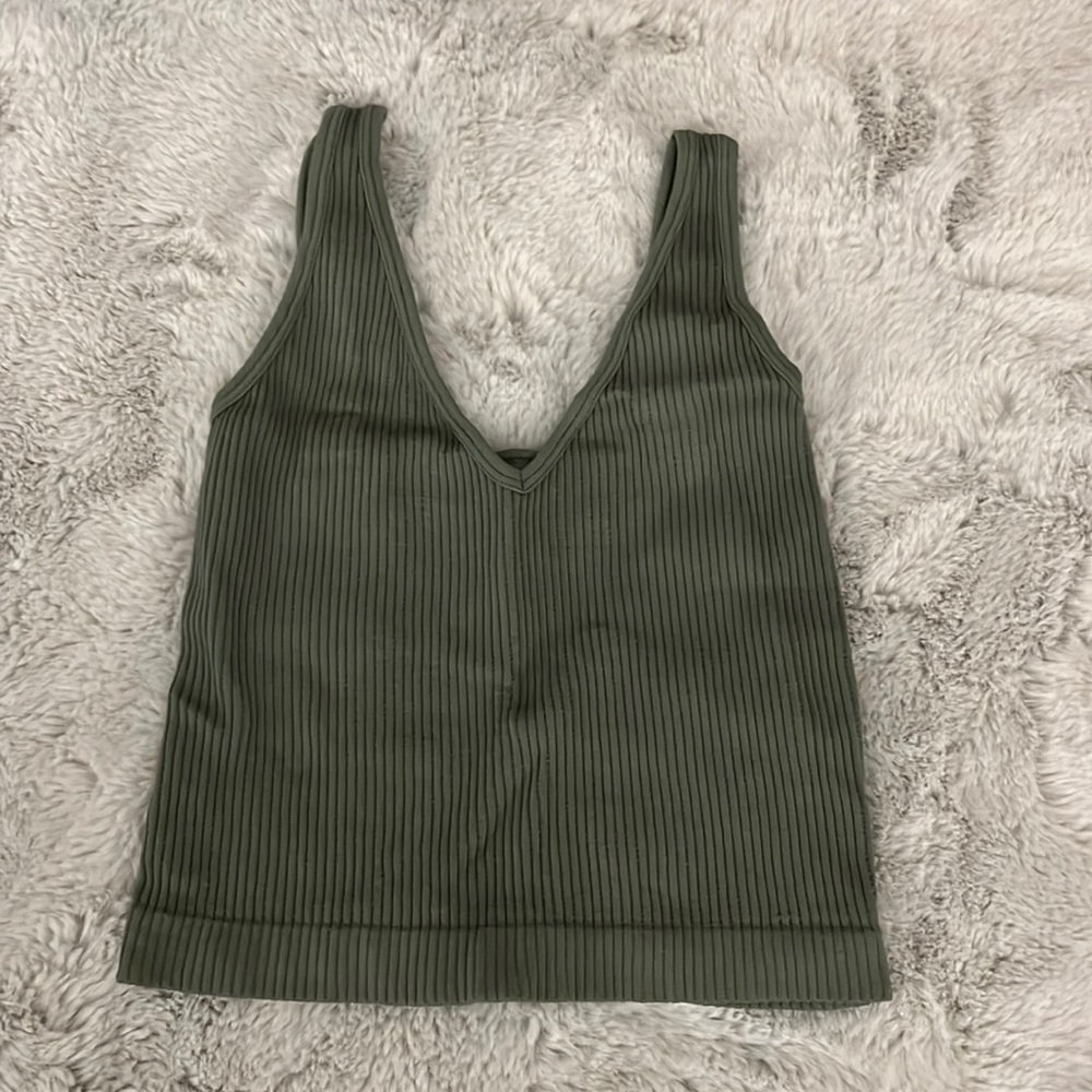 Free people crop top. Size small